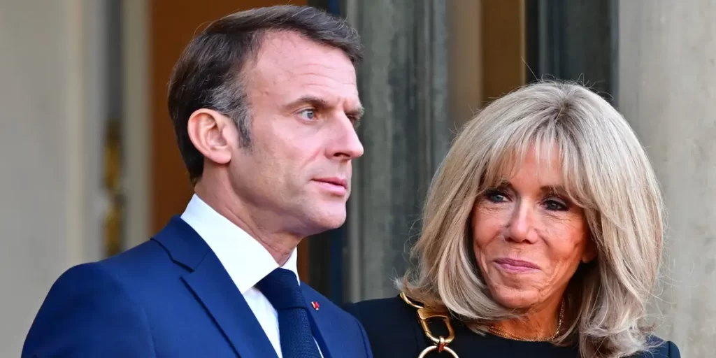 France’s President Has Time to Sue a Podcaster, But Not to Pay Back Haiti? (Creole & French Translation)